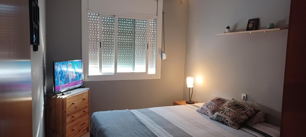 Apartamento Entero De Tres Habitaciones, Cerca De La Playa! Acogedor, Luminoso Y Tranquilo Malgrat de Mar Ngoại thất bức ảnh